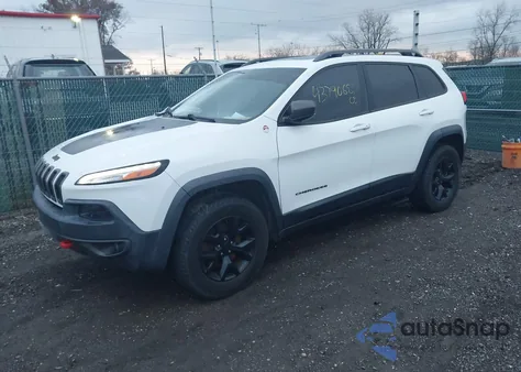2015 Jeep Cherokee Trailhawk z USA, uszkodzony, nr VIN 1C4PJMBS6FW647672